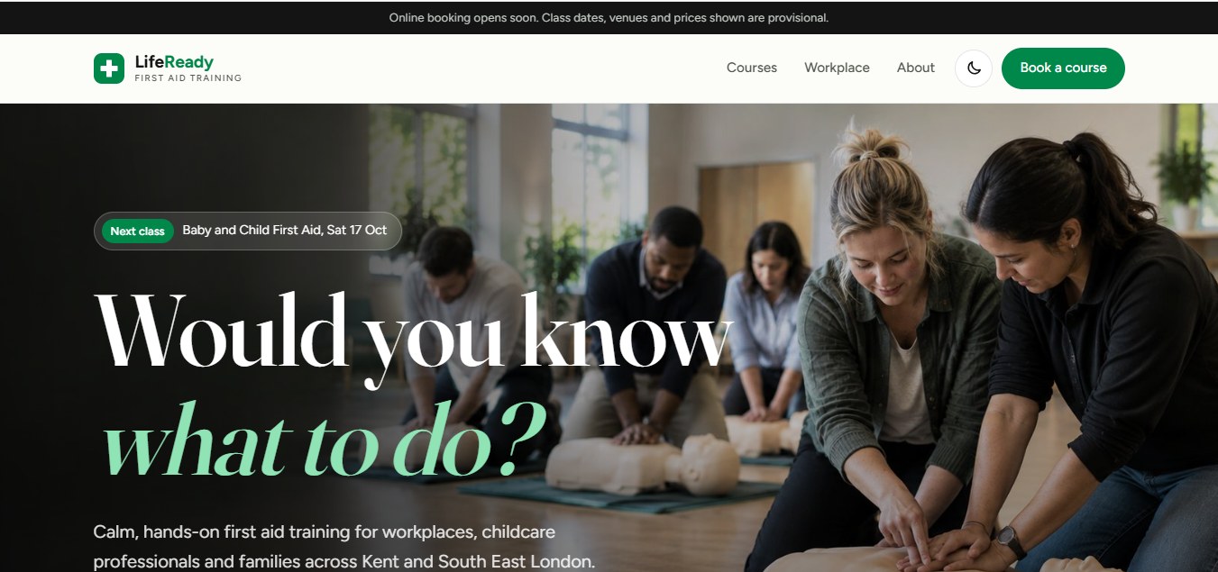 LifeReady homepage — a green, first-aid-cross branded training site